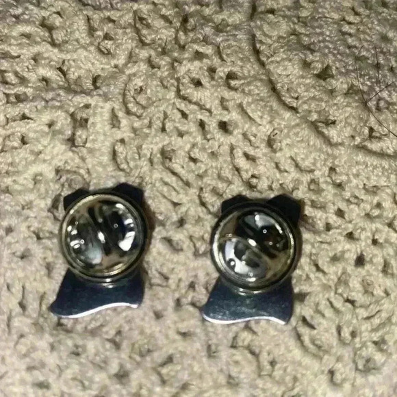 Women’s health & empowerment keychain/ pin lot - Picture 9 of 9